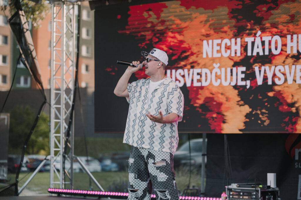 Náhľad 2427